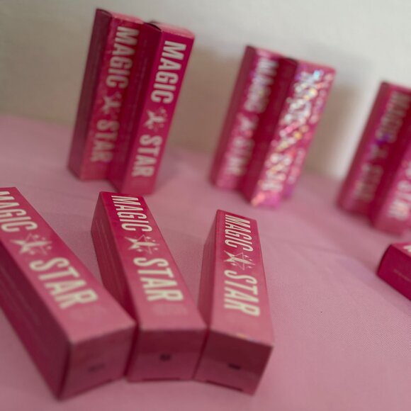 Jeffree Star Cosmetics Magic Star Liquid Concealer's - Picture 1 of 13